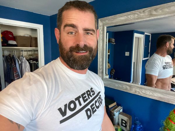 Out Pa. State Rep. Brian Sims Posts Thirst Trap...for a Good Cause!