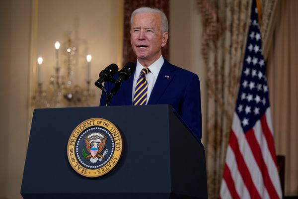 Biden Strikes Tough Tone on Russia in Diplomatic Push