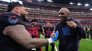 Texans Win 38-30 Over Colts, Clinch No. 5 Seed in AFC Playoffs